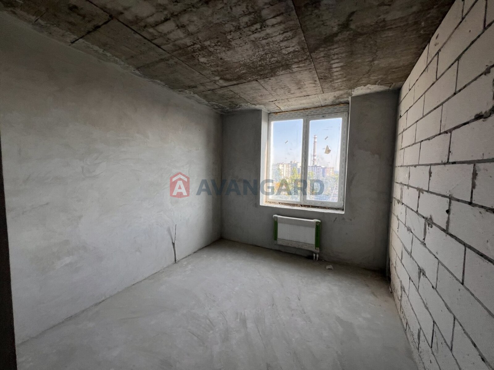 3 ��. ��������, 103/45/11 ��. �., 4/10 ������ ���� 10