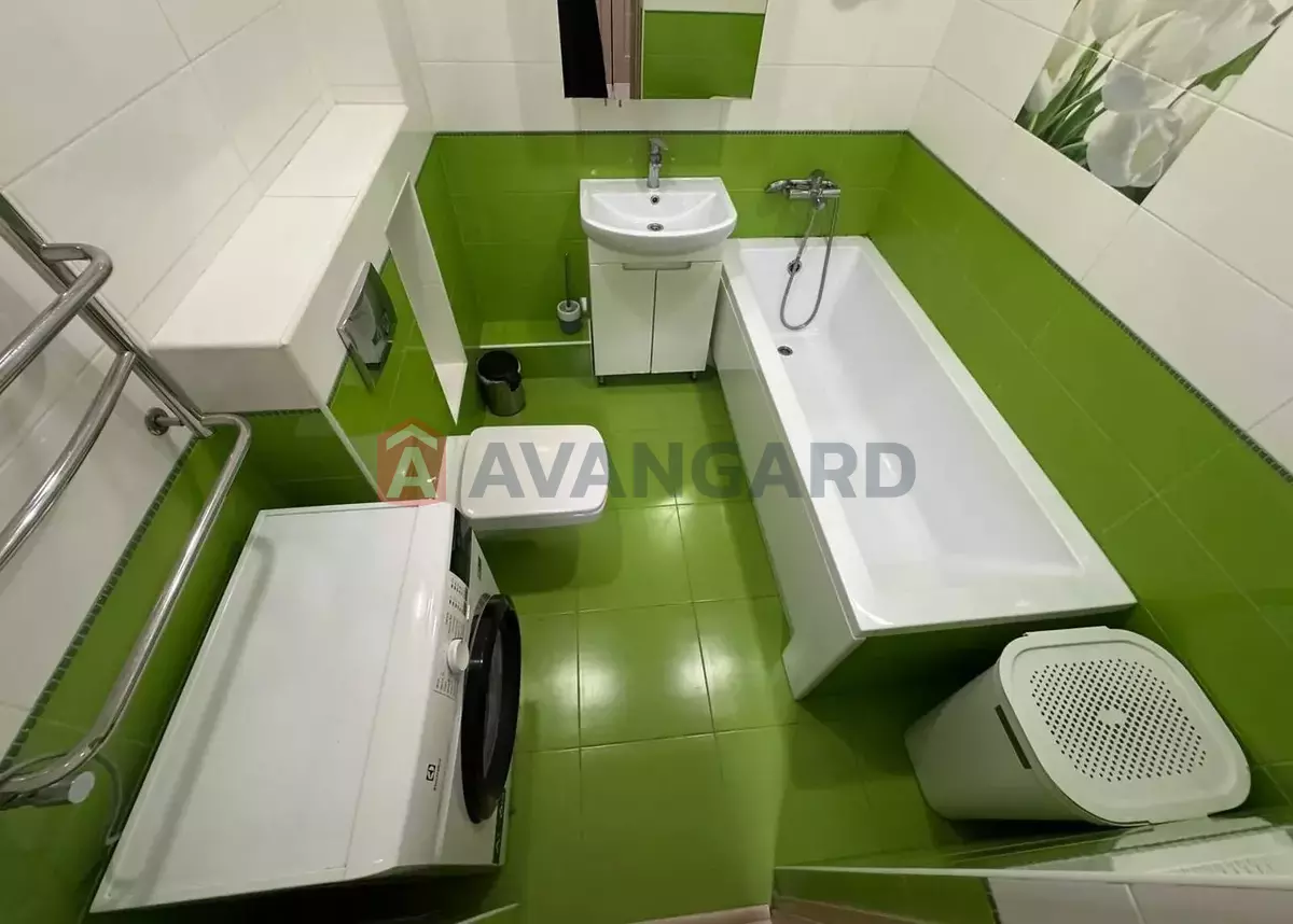 1 ��. ��������, 39/19/10 ��. �., 3/6 ������ ���� 13