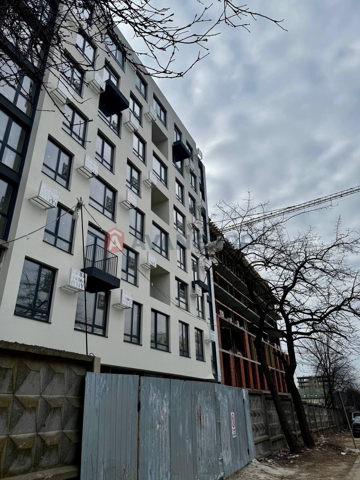 3 ��. ��������, 80,7/42,51/15,45 ��. �., 2/9 ������ ���� 12