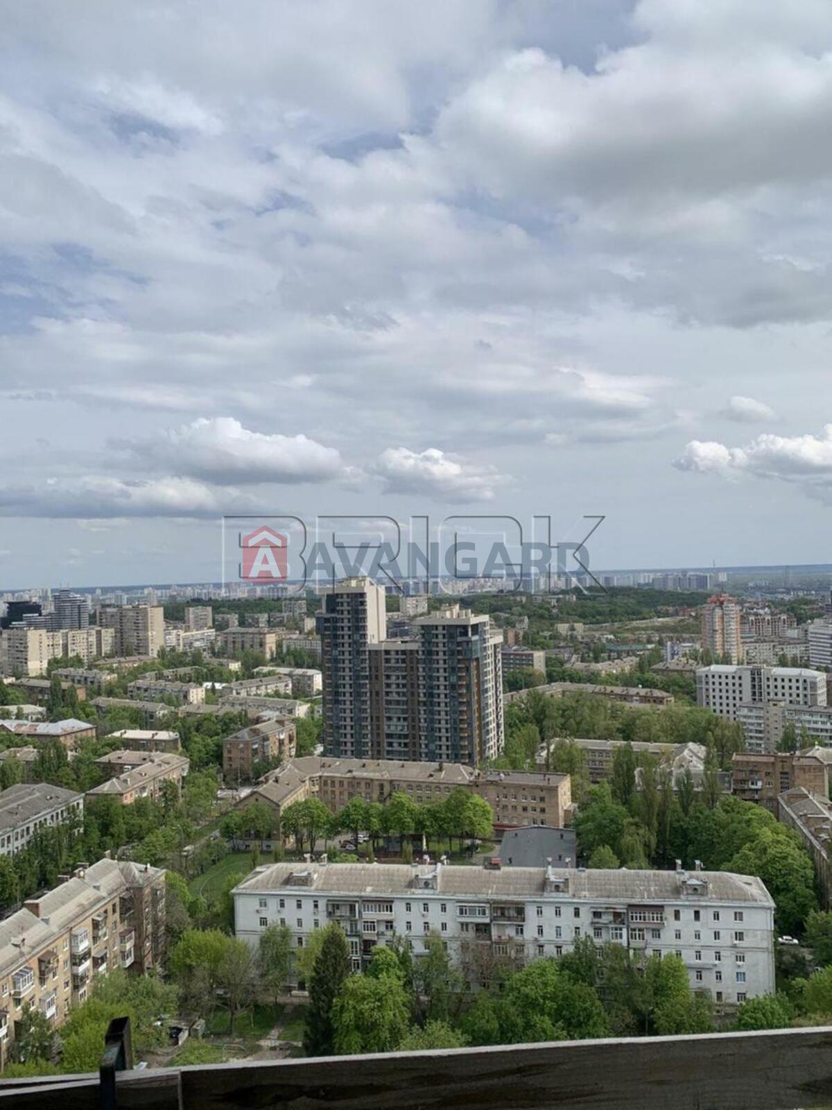 3 ��. ��������, 734/100/100 ��. �., 21/32 ������ ���� 5