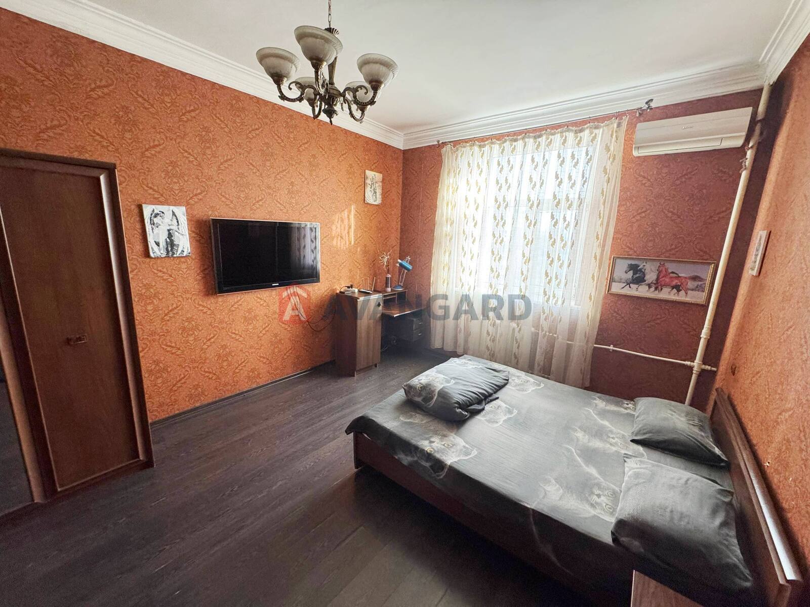 3 ����. ��������, 74/-/8 ��. �., 7/7 ���� ���� 4