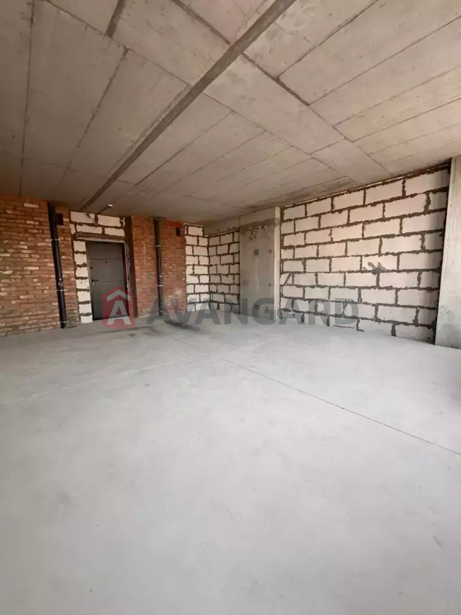 2 ��. ��������, 39/20/19 ��. �., 8/24 ������ ���� 4