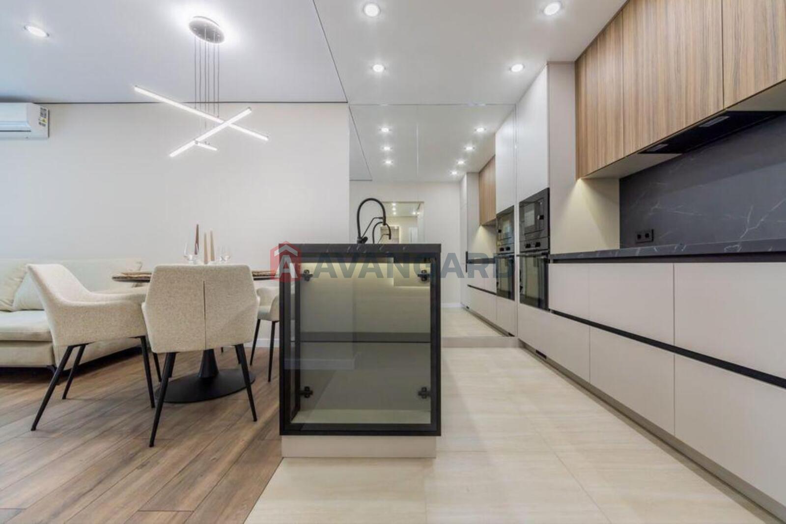 2 ��. ��������, 60/-/20 ��. �., 11/21 ������ ���� 19