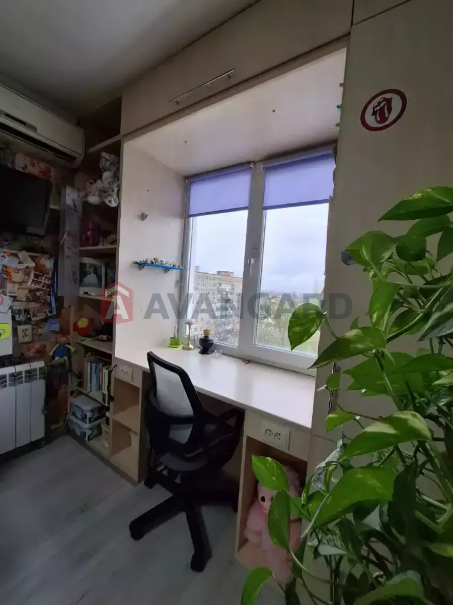 2 ��. ��������, 45/27/7 ��. �., 9/9 ������ ���� 11