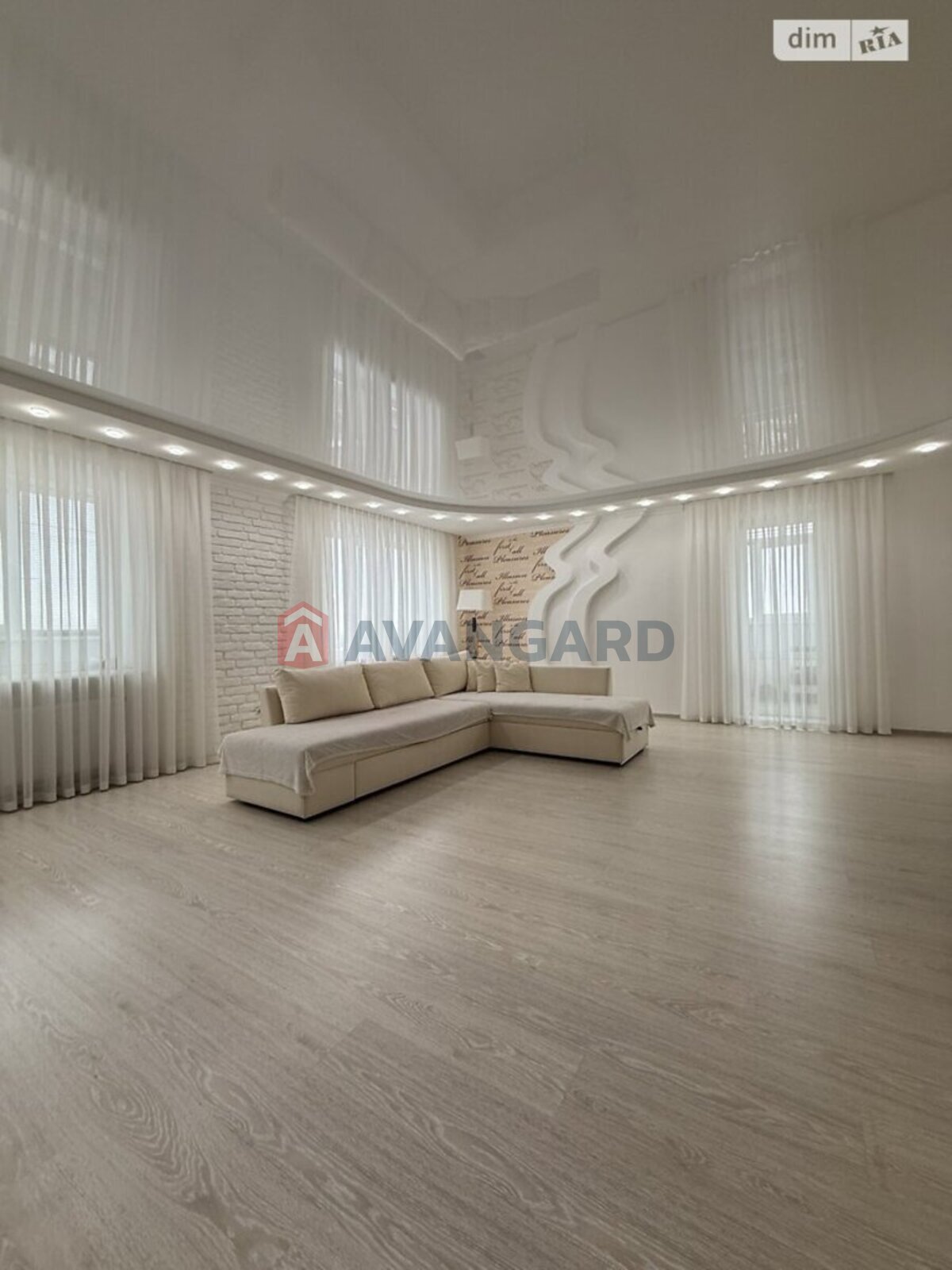 5 ��. ��������, 164/75/13 ��. �., 9/10 ������ ���� 1