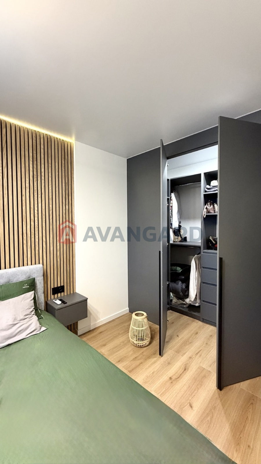 1 ��. ��������, 46/16/19 ��. �., 11/21 ������ ���� 8