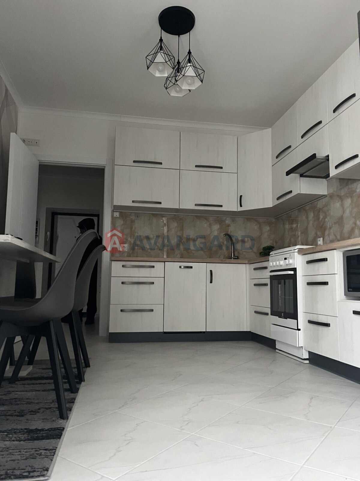 2 ��. ��������, 46/-/12 ��. �., 3/10 ������ ���� 16