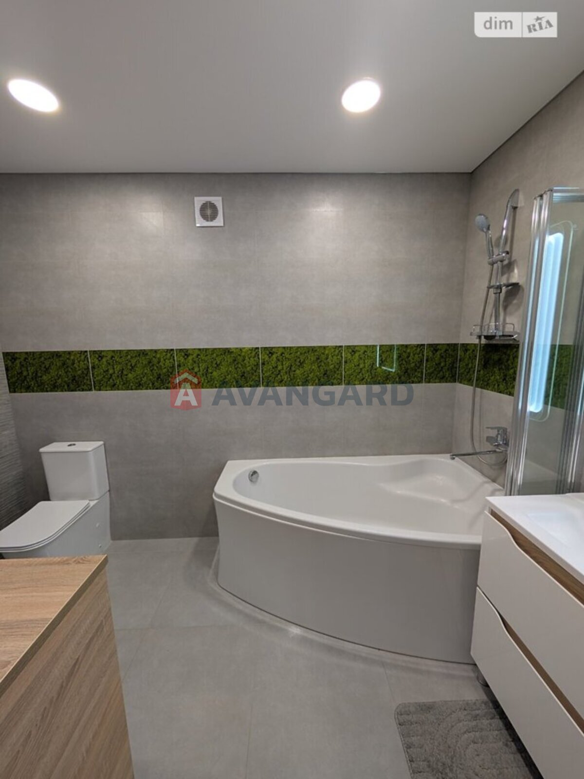 2 ��. ��������, 80/-/20 ��. �., 4/10 ������ ���� 2