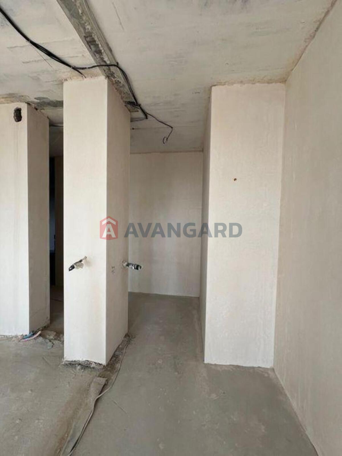 3 ��. ��������, 140/-/41 ��. �., 13/15 ������ ���� 13