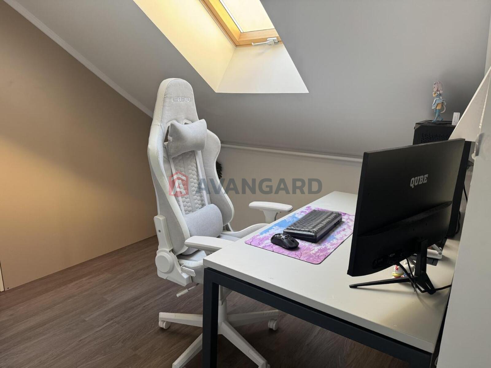 1 ��. ��������, 47/23/14 ��. �., 7/7 ������ ���� 8