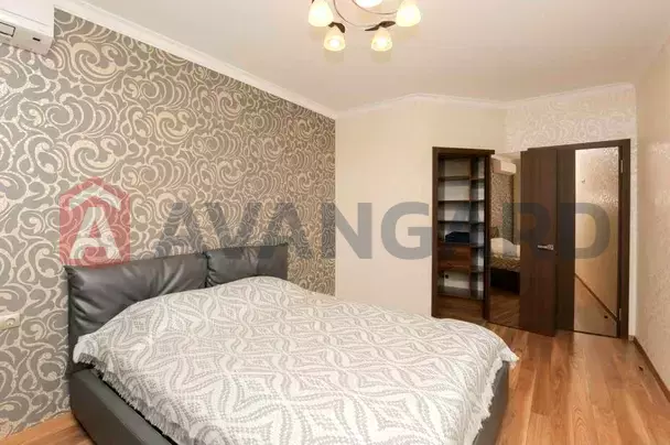 2 ����. ��������, 58/-/12 ��. �., 20/24 ���� ���� 19