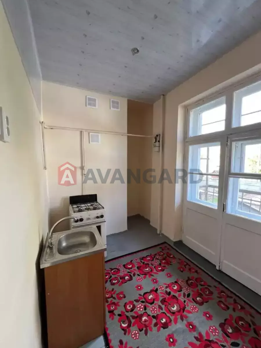 2 . , 61/-/- . ., 2/4   11