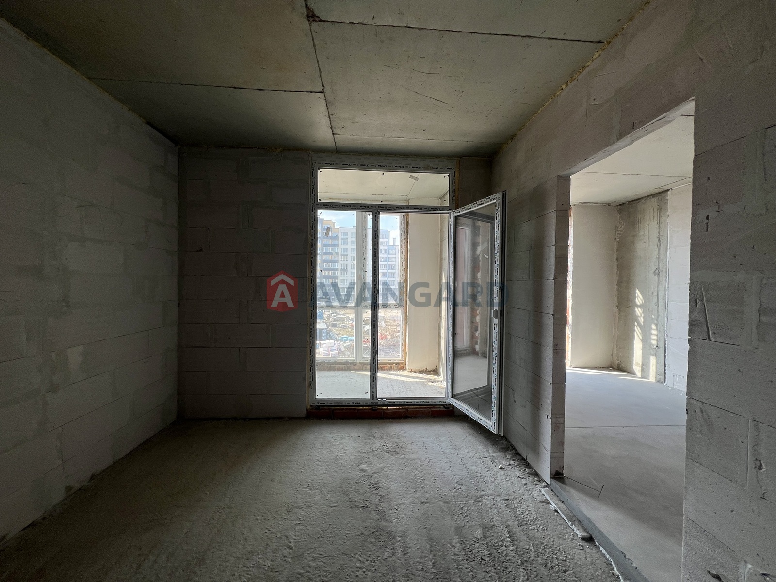 1 ��. ��������, 40/12/15 ��. �., 4/10 ������ ���� 14