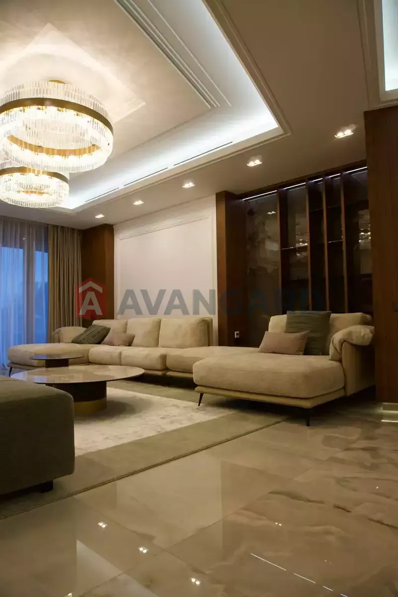 3 ��. ��������, 270/-/50 ��. �., 3/7 ������ ���� 2