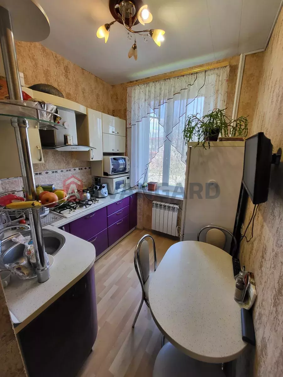 2 ��. ��������, 45/-/6 ��. �., 2/2 ������ ���� 9