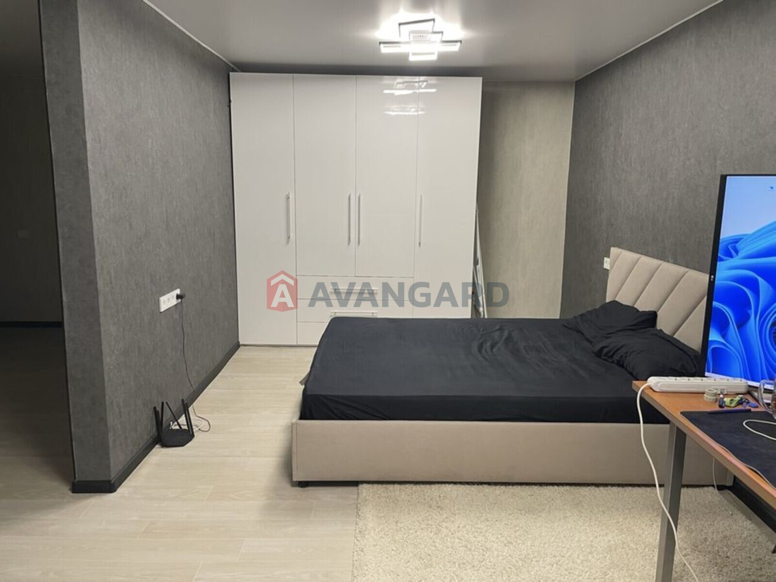 2 . , 42/-/12 . ., 4/4   2