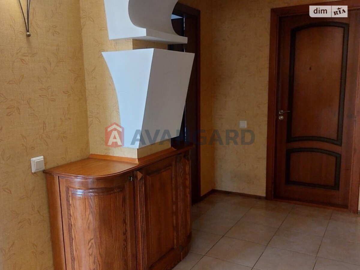 3 ����. ��������, 95/-/- ��. �., 3/4 ���� ���� 11