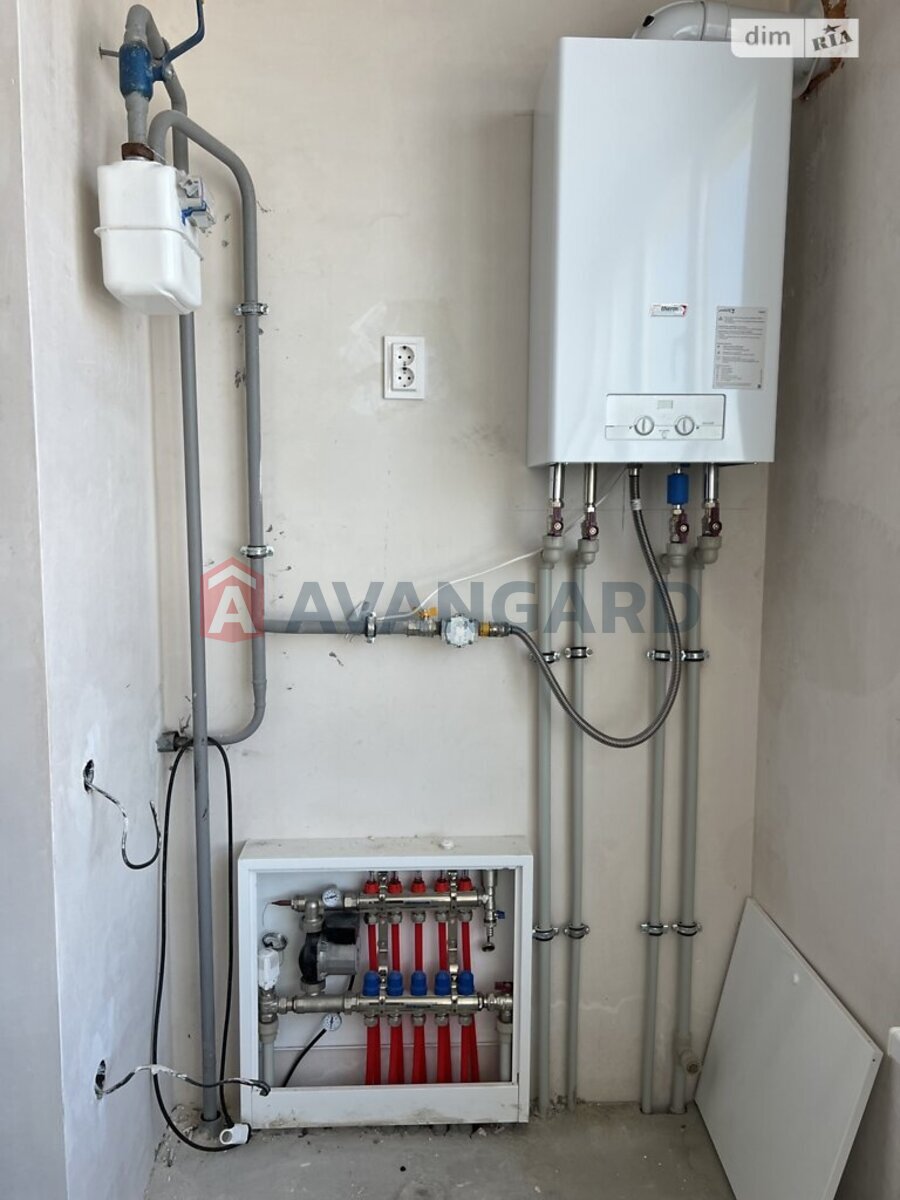 2 ��. ��������, 67/35/16 ��. �., 10/11 ������ ���� 15