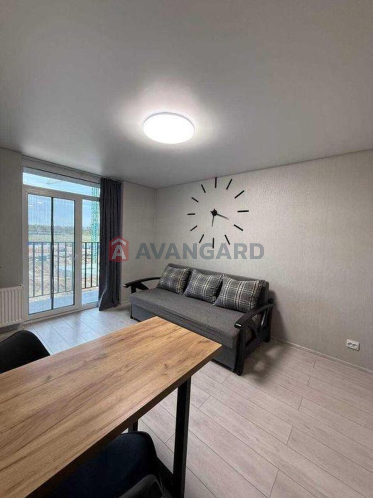 1 ��. ��������, 24/-/4 ��. �., 4/10 ������ ���� 5