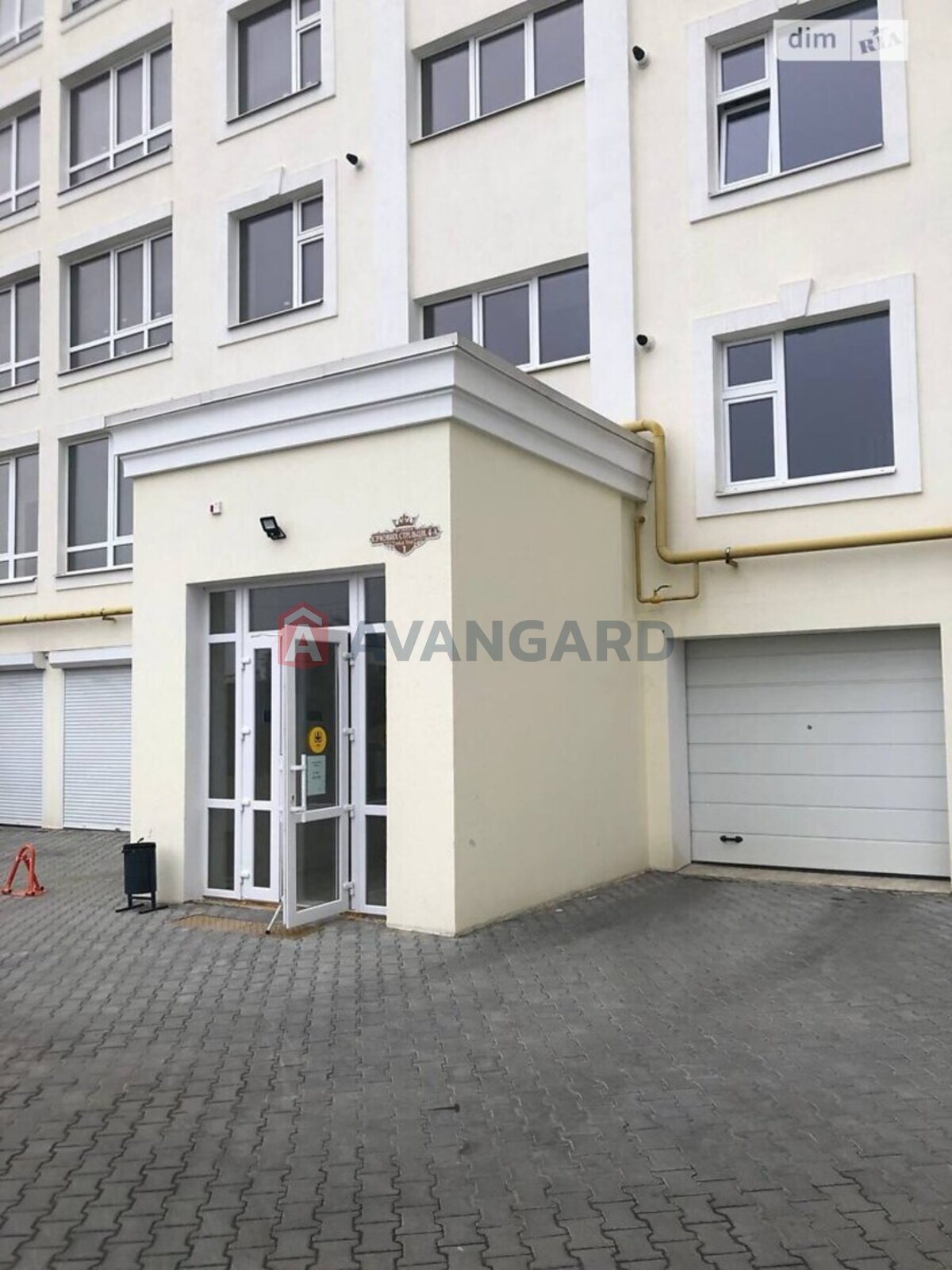 1 ��. ��������, 33/15/7 ��. �., 5/9 ������ ���� 13