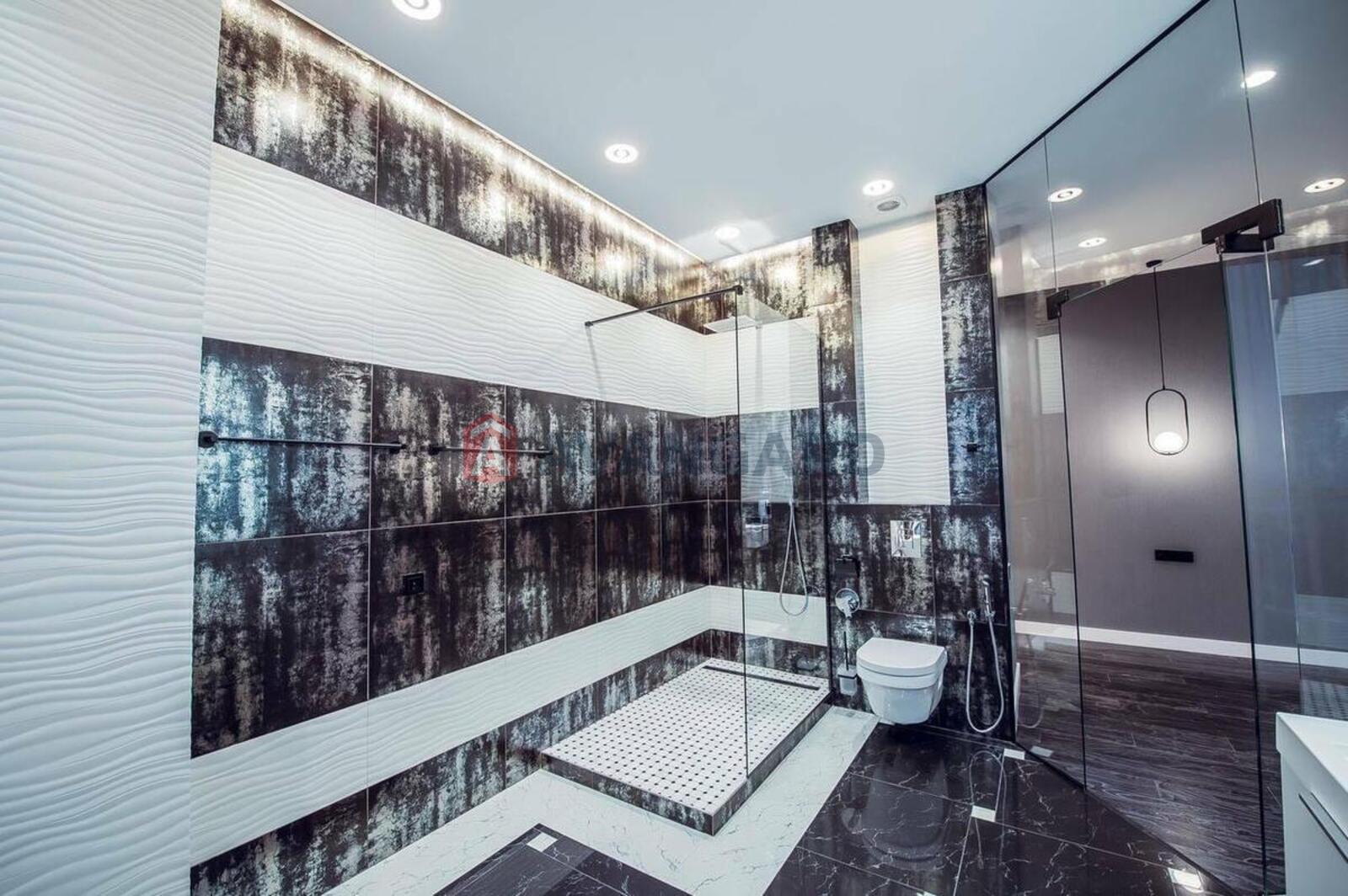 4 ��. ��������, 182/95/40 ��. �., 29/30 ������ ���� 18