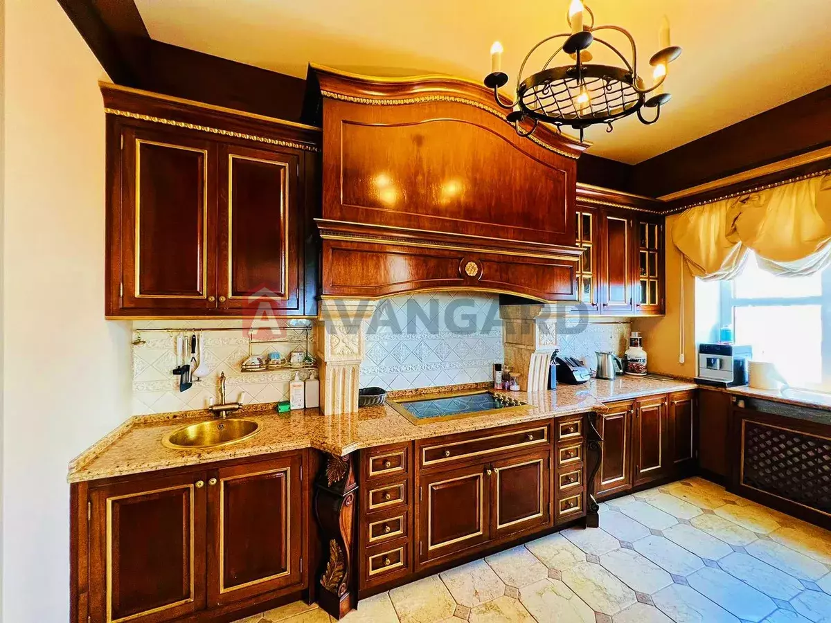 4 ��. ��������, 300/-/25 ��. �., 7/7 ������ ���� 20