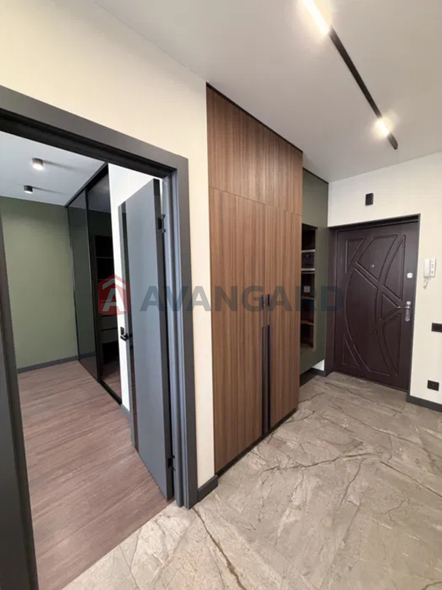 1 ����. ��������, 45/18/16 ��. �., 9/10 ���� ���� 6