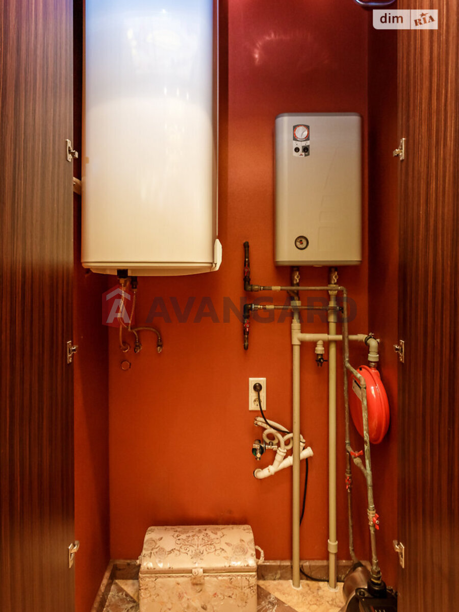 2 ��. ��������, 86/38/15 ��. �., 18/26 ������ ���� 15