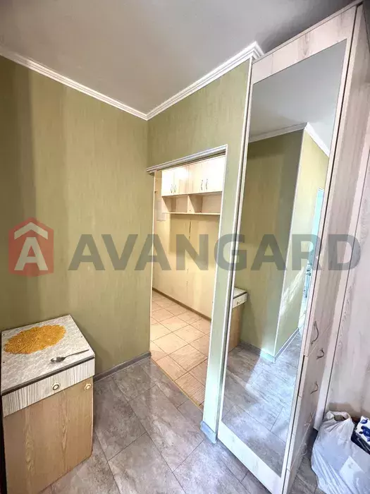 1 ��. ��������, 33,23/16,9/6,9 ��. �., 2/5 ������ ���� 1