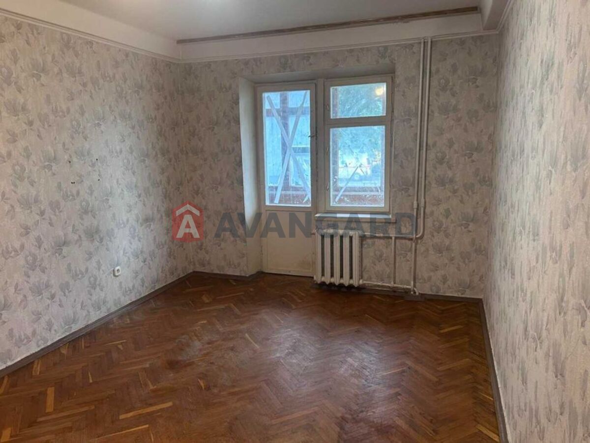 1 . , 32/-/6 . ., 2/9   1