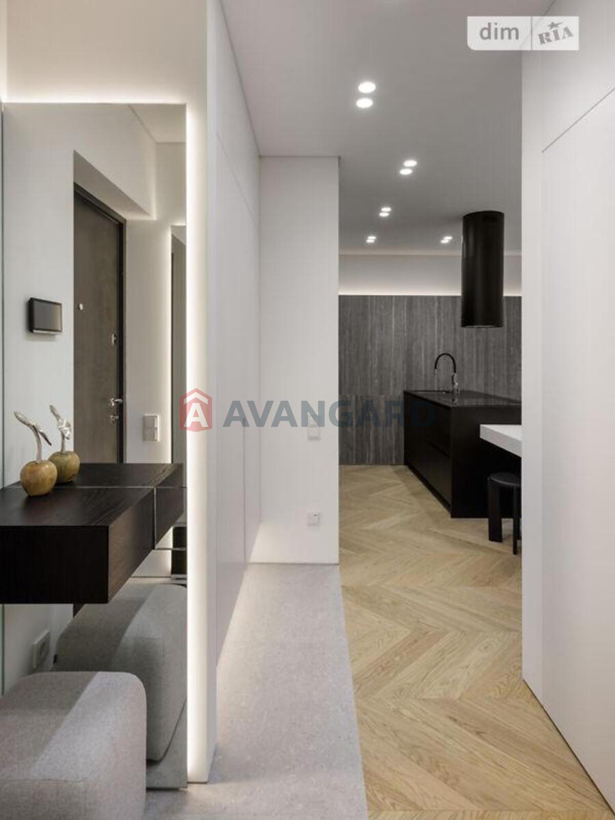 1 ��. ��������, 43/14/17 ��. �., 5/10 ������ ���� 2