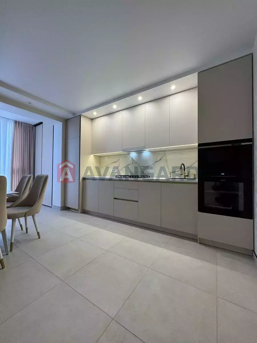 1 ��. ��������, 45/-/- ��. �., 7/10 ������ ���� 2