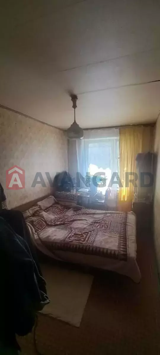 2 ��. ��������, 50/-/10 ��. �., 4/10 ������ ���� 5