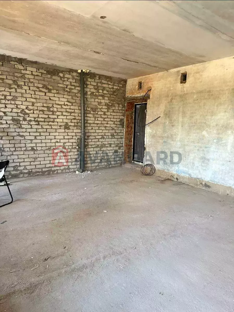 2 ��. ��������, 63/-/18 ��. �., 2/2 ������ ���� 5