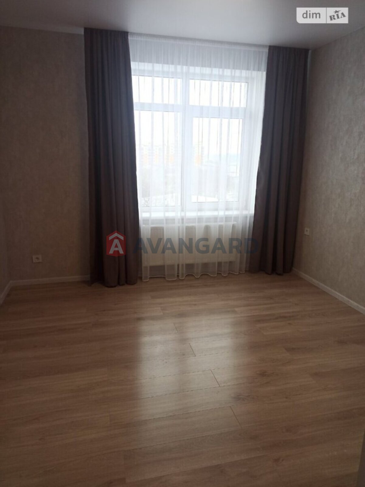 1 ��. ��������, 46/18/14 ��. �., 9/10 ������ ���� 4