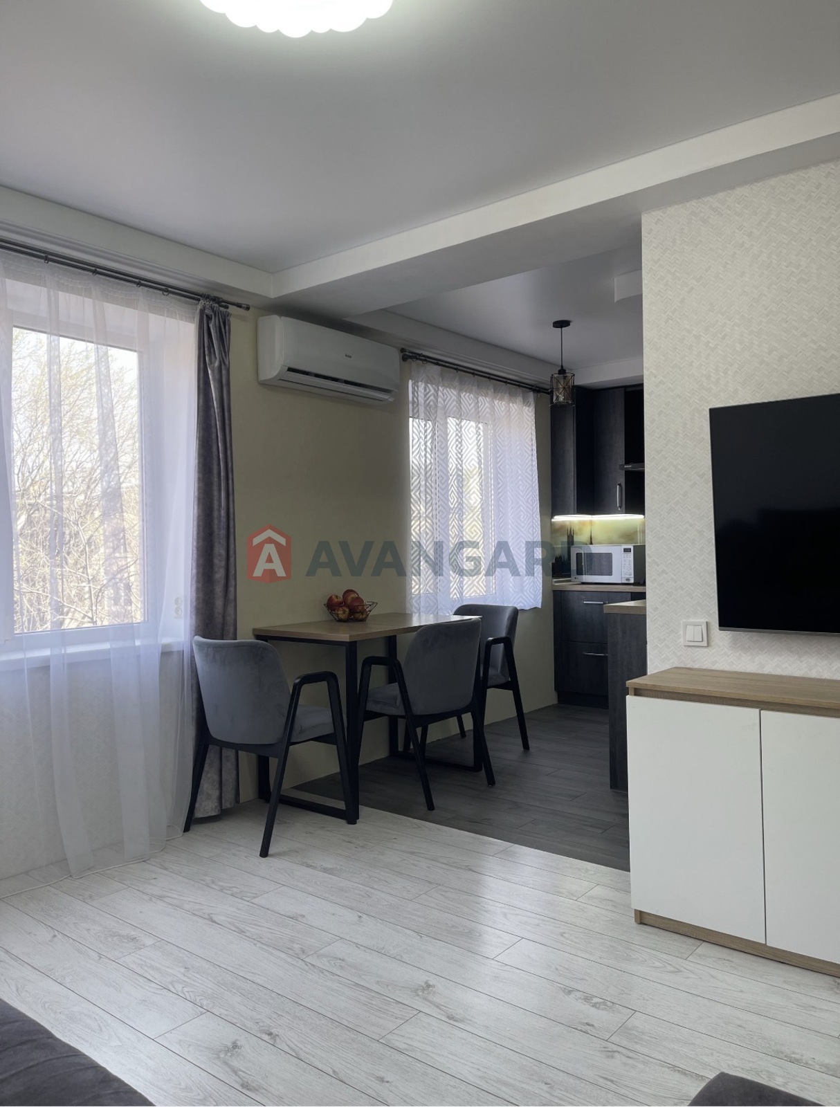 2 ��. ��������, 45/-/6 ��. �., 5/5 ������ ���� 3