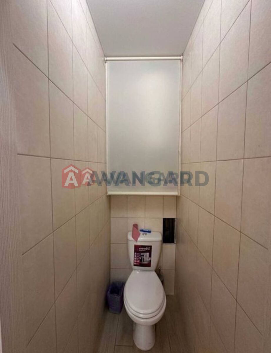 3 ��. ��������, 70/-/9 ��. �., 1/4 ������ ���� 15