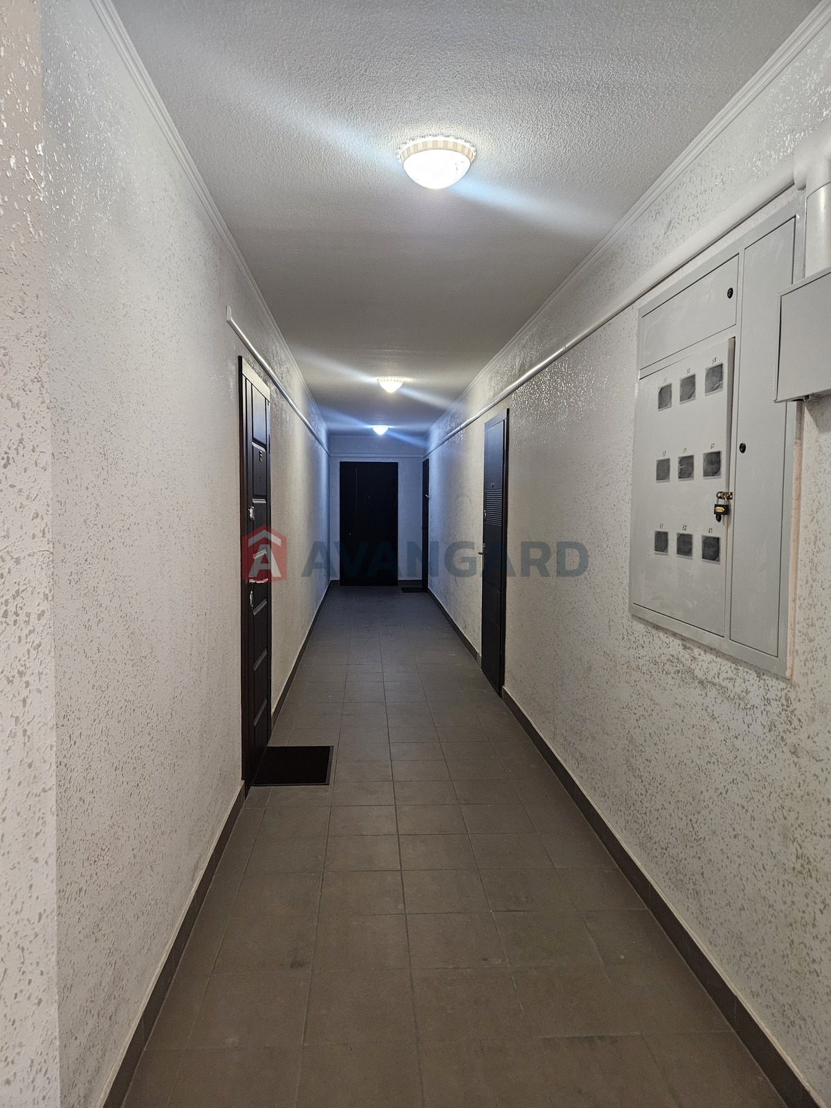 2 ��. ��������, 54/-/18 ��. �., 8/10 ������ ���� 18