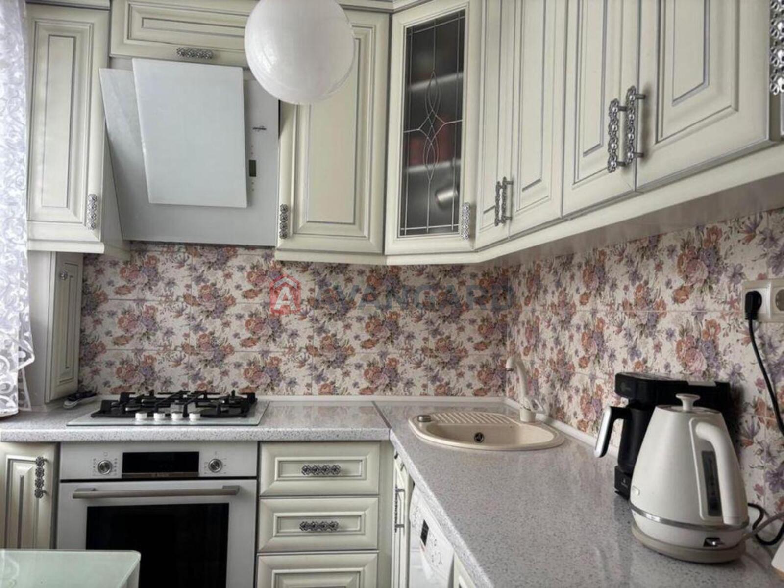 3 ��. ��������, 59/-/7 ��. �., 6/9 ������ ���� 9