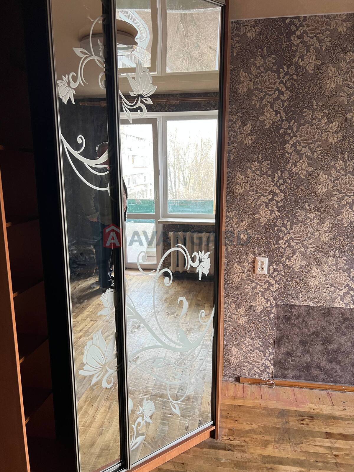 3 ����. ��������, 75/-/18 ��. �., 7/9 ���� ���� 2