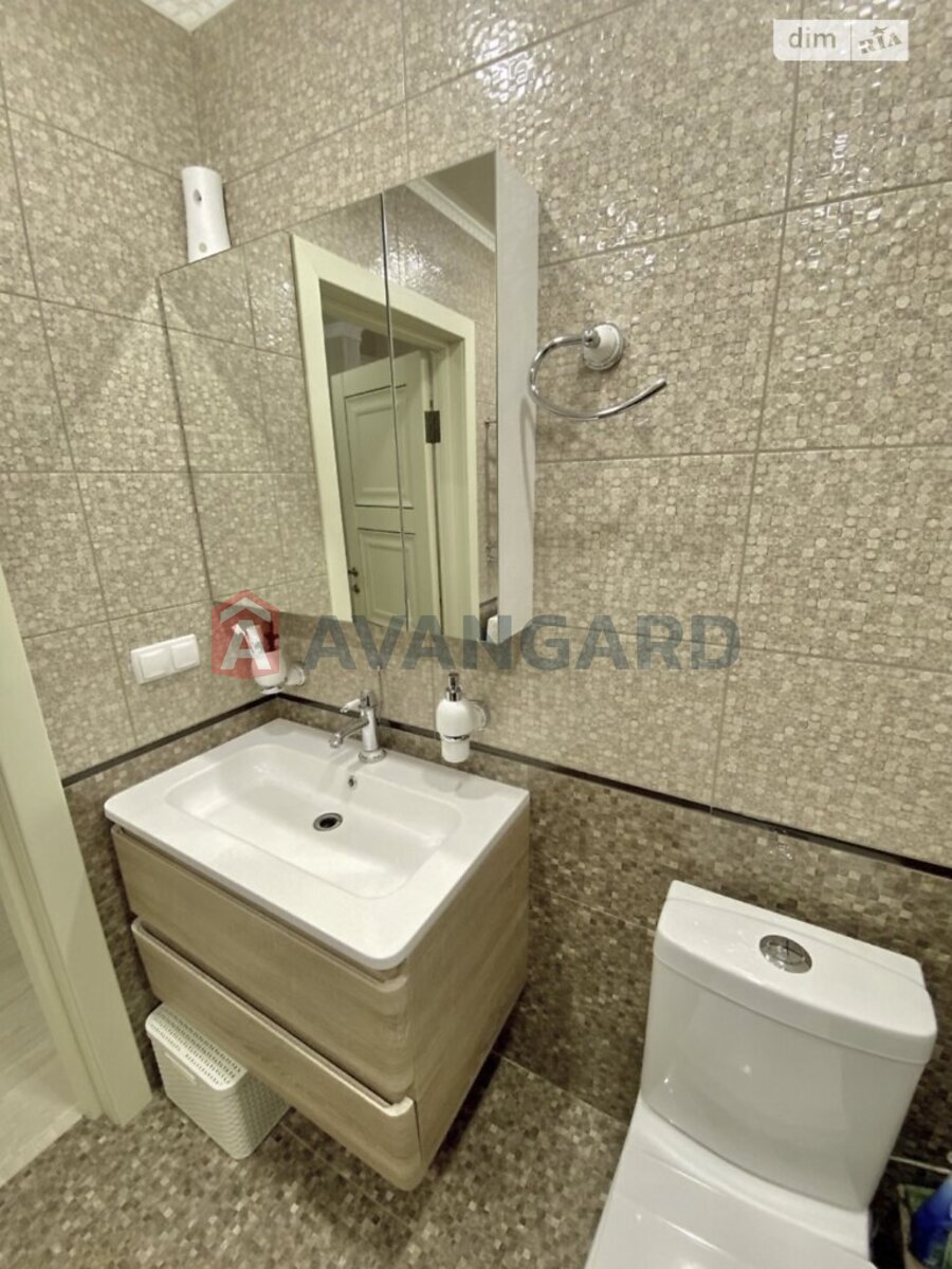 2 ��. ��������, 50/-/- ��. �., 2/11 ������ ���� 12