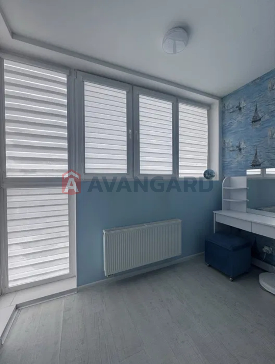 2 ����. ��������, 61/32.4/12.8 ��. �., 9/10 ���� ���� 12