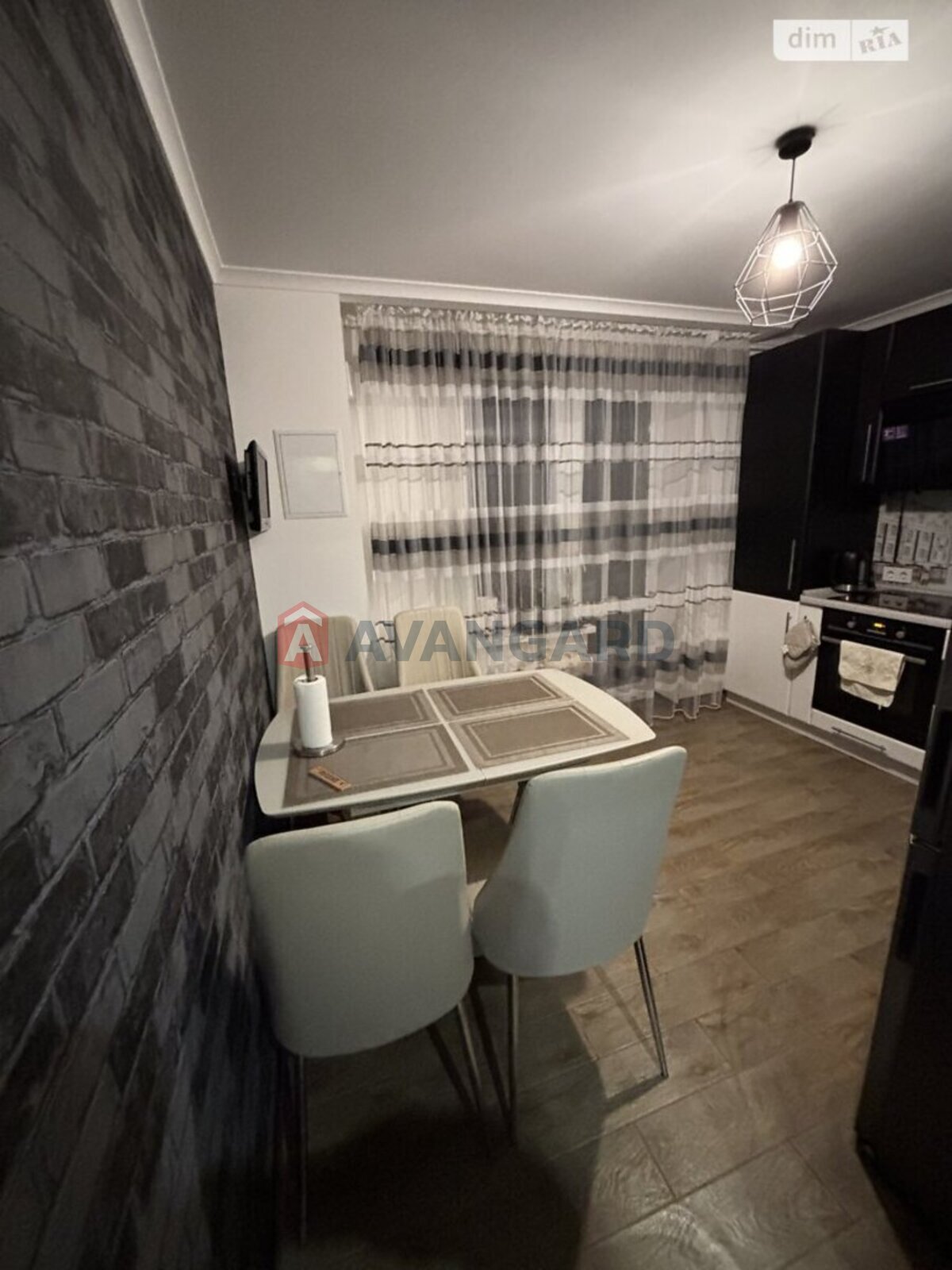 2 ��. ��������, 62/-/10 ��. �., 9/11 ������ ���� 9