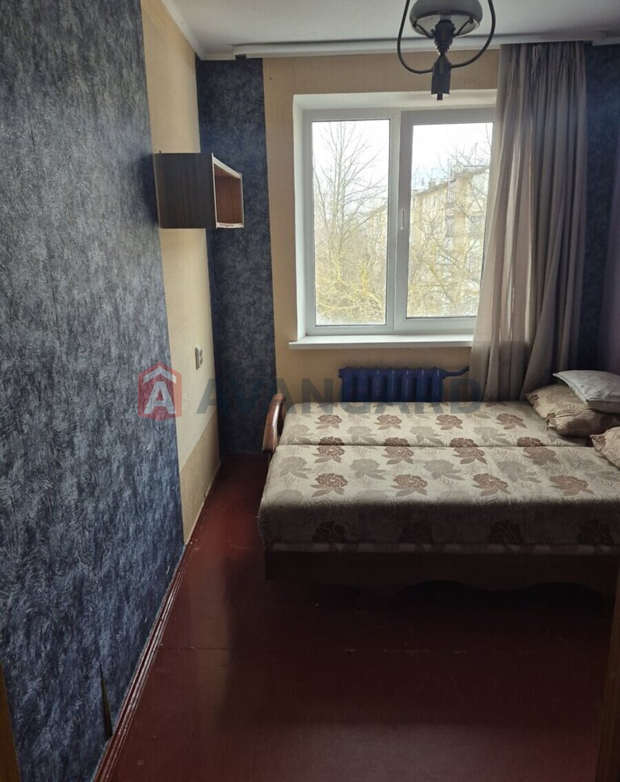 4 ��. ��������, 62/-/6 ��. �., 4/5 ������ ���� 10