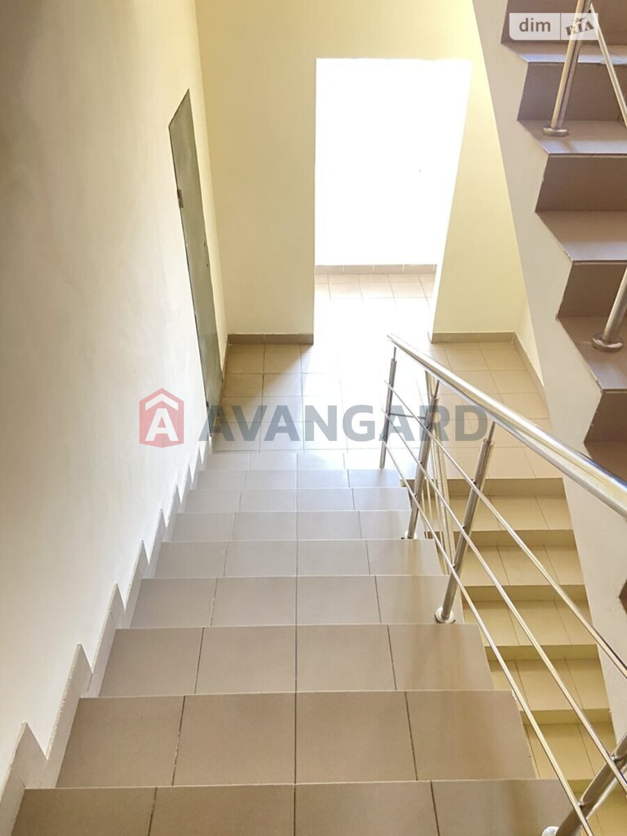 2 ��. ��������, 89/44/22 ��. �., 11/12 ������ ���� 19