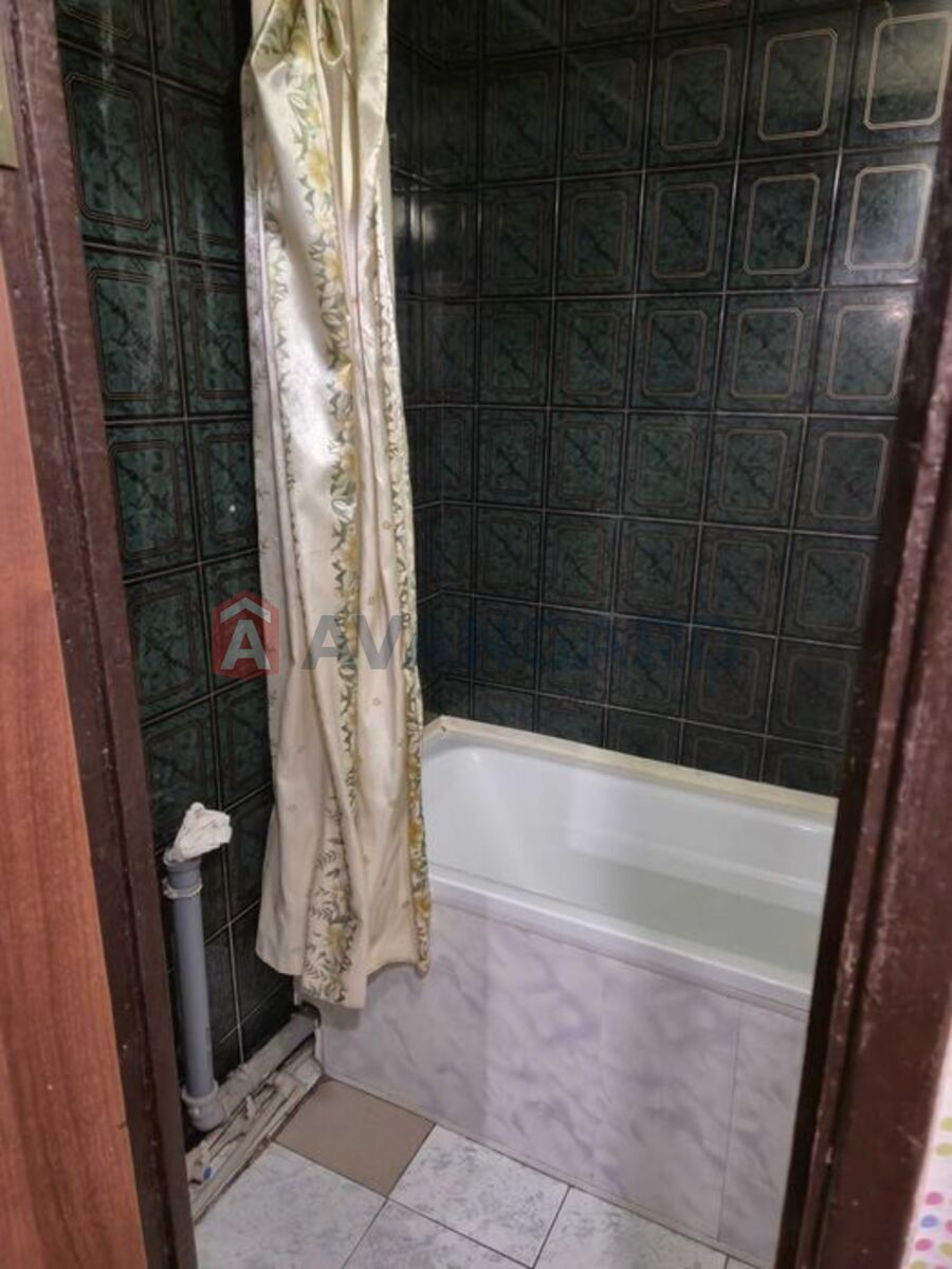 2 ��. ��������, 49/-/8 ��. �., 4/9 ������ ���� 20