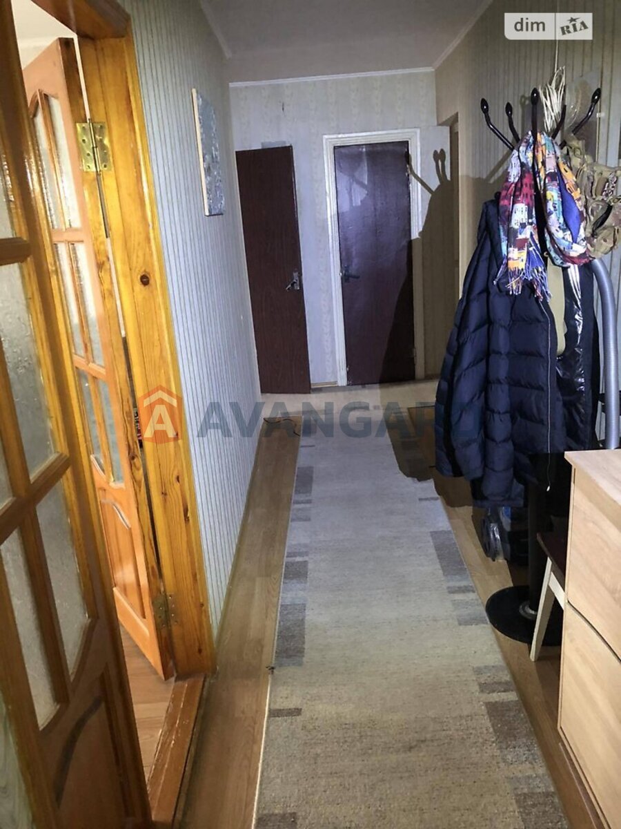 3 ��. ��������, 64/39/10 ��. �., 7/9 ������ ���� 12