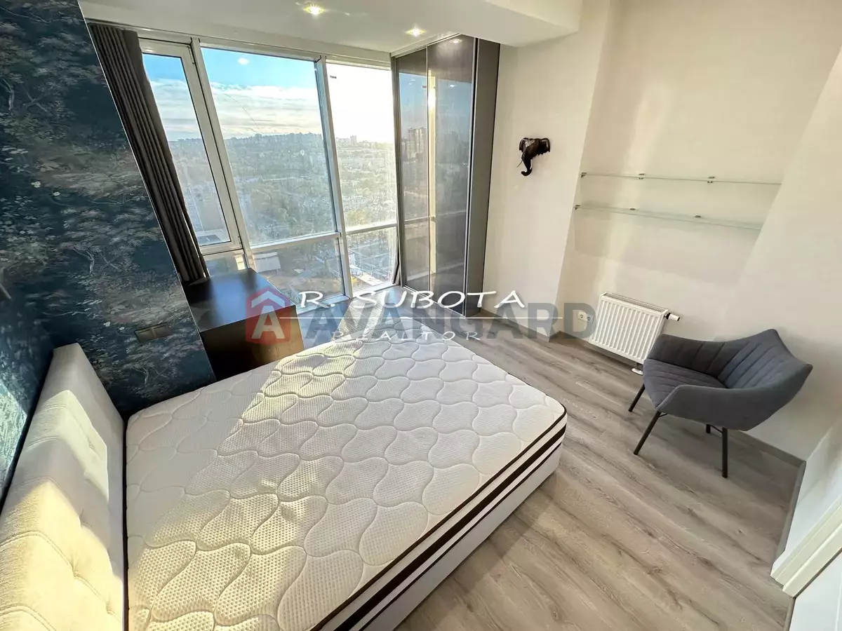 4 . , 83/-/- . ., 19/21   5