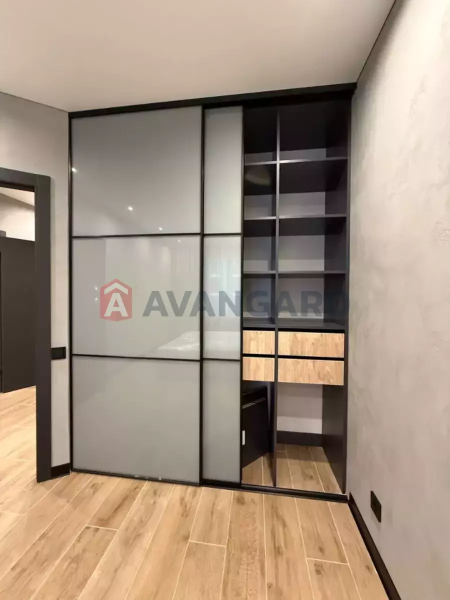 1 ��. ��������, 45/18/15 ��. �., 8/10 ������ ���� 13