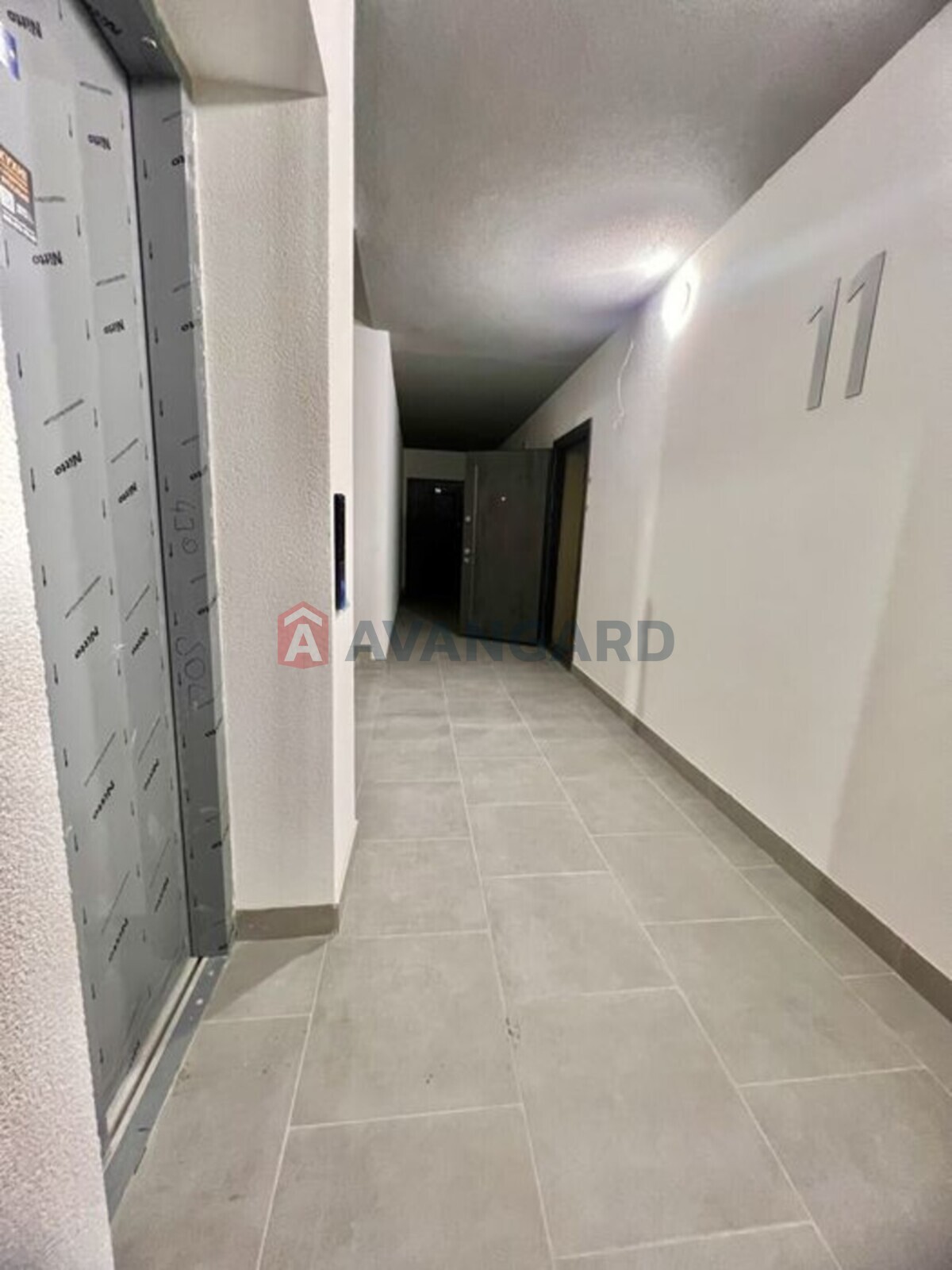 2 ����. ��������, 48/-/19 ��. �., 11/12 ���� ���� 16